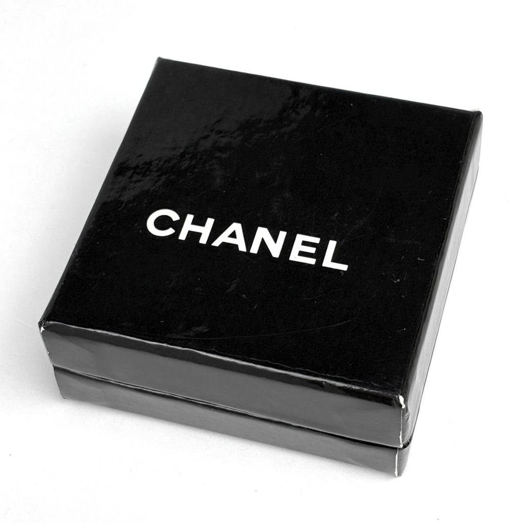 Chanel CC Logo Brooch Gold Plated — view 7