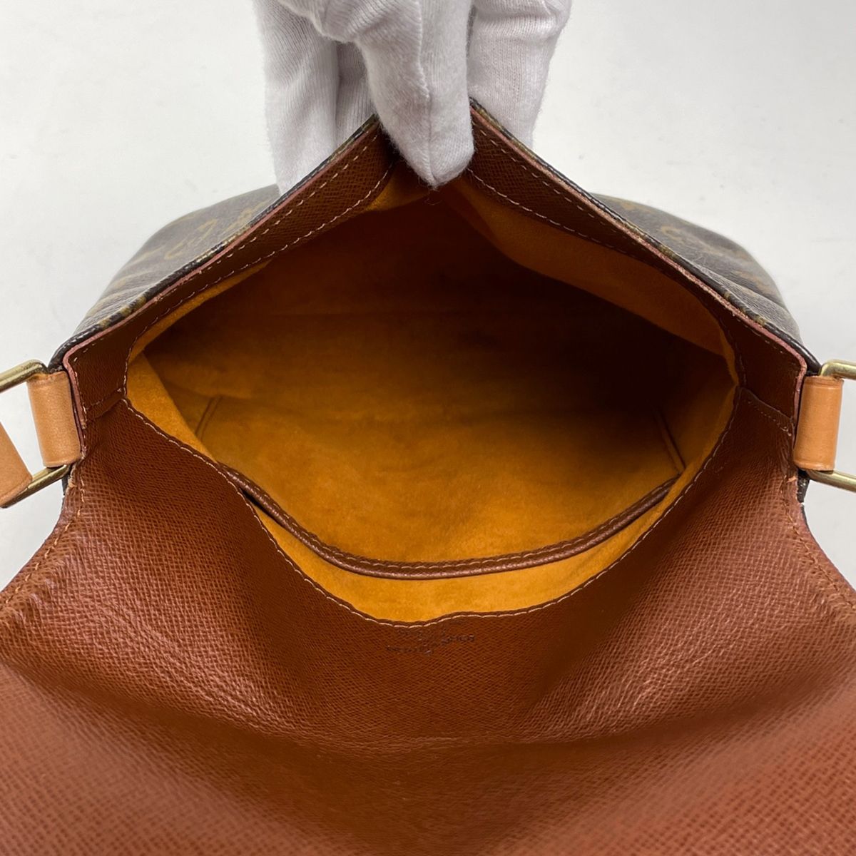 Louis Vuitton Musette Salsa Long Crossbody Shoulder Bag Monogram Brown — view 9