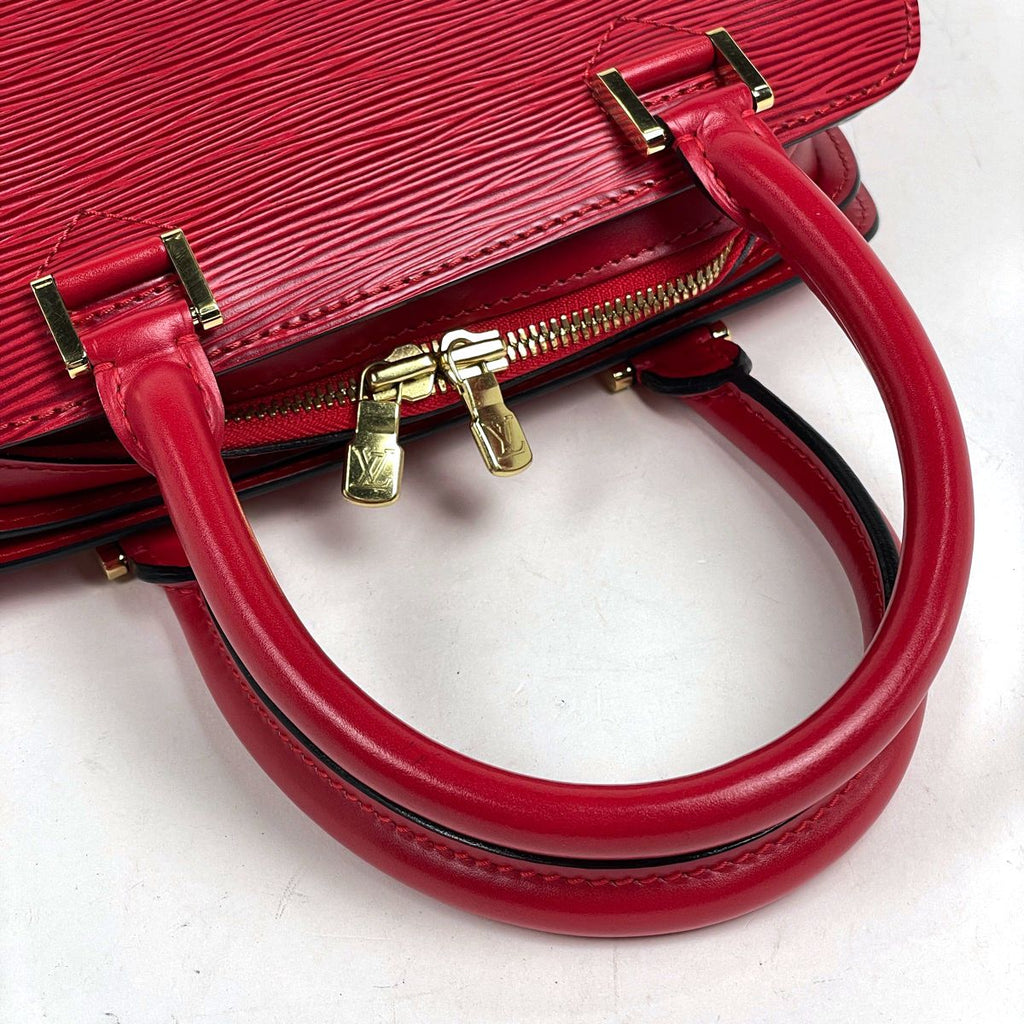 Louis Vuitton Pont Neuf Handbag Epi Castilian — view 4