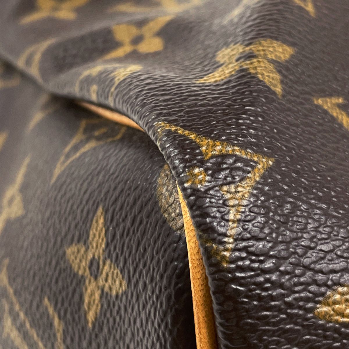 Louis Vuitton Keepall Bandouliere 55 2-Way Boston Bag Monogram Brown — view 3