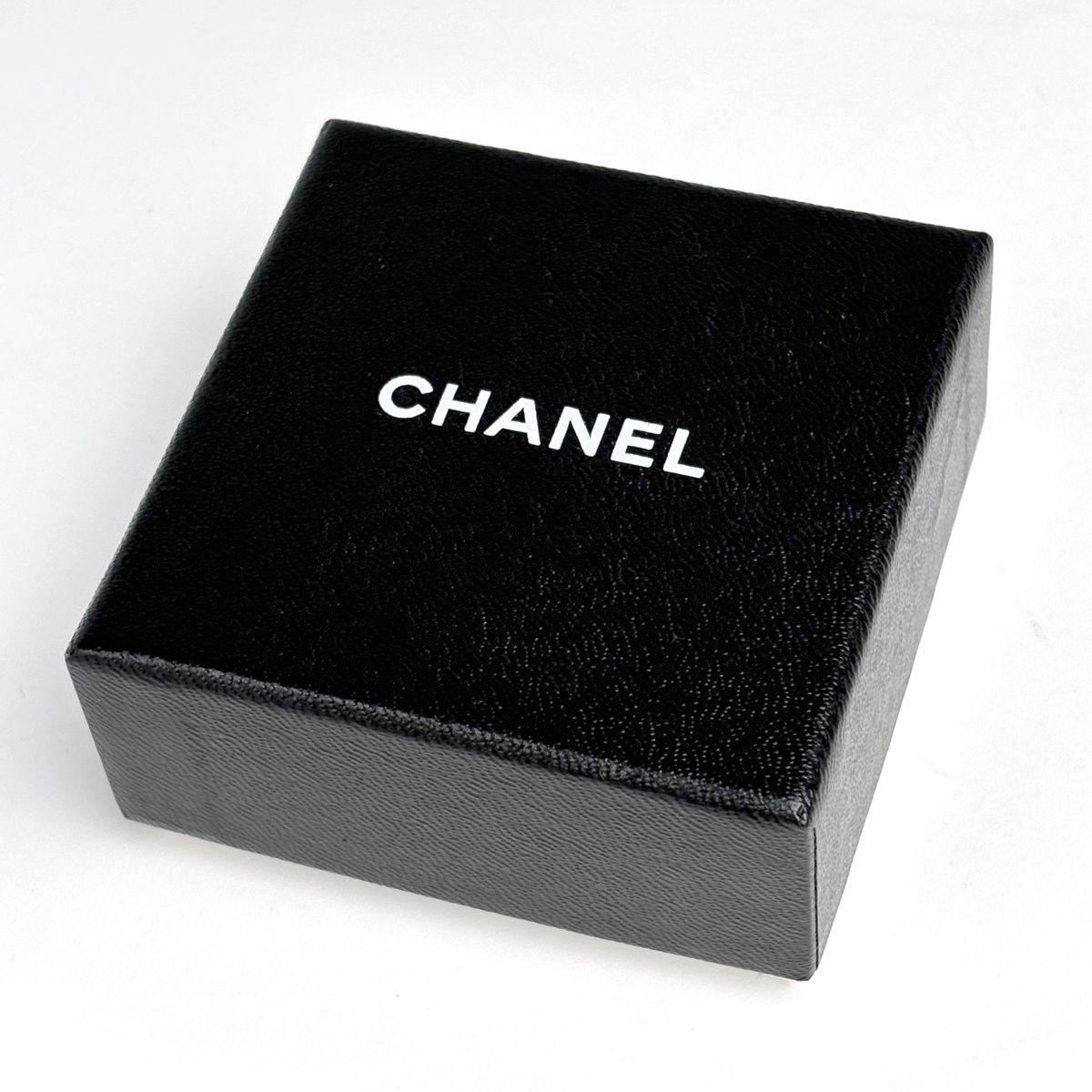 Chanel CC Logo Earrings Swing Silver Plated — view 7