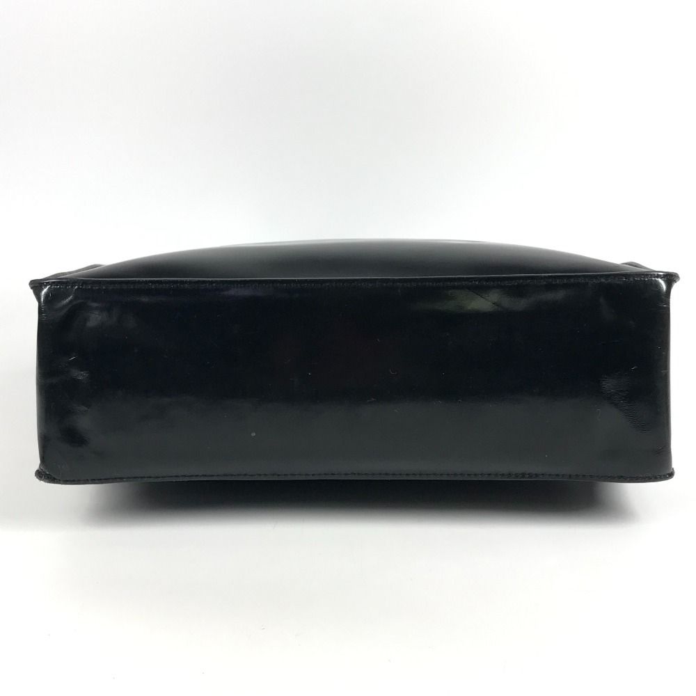 Chanel Shoulder Bag Logo Patent Leather Black — view 5