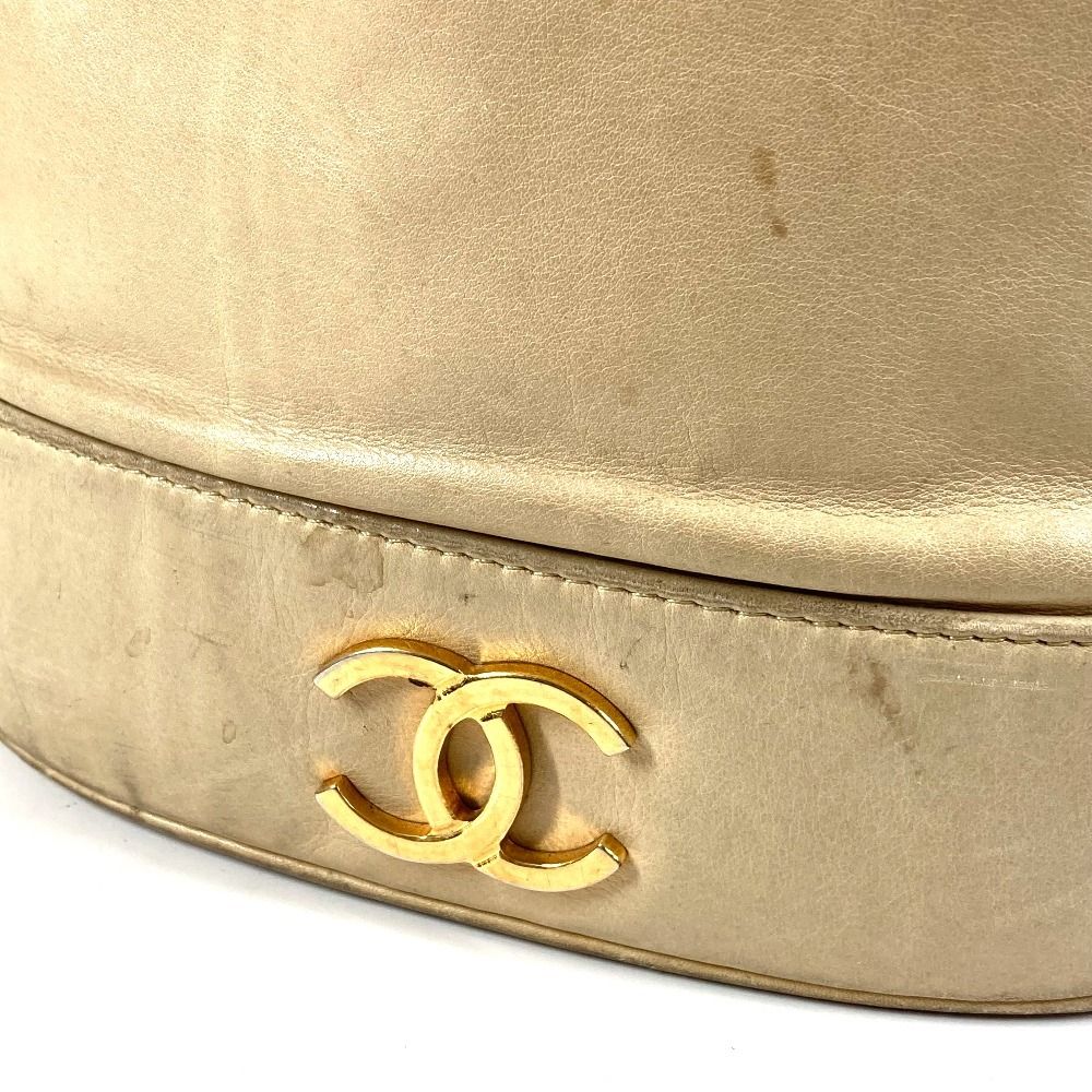 Chanel Shoulder Bag Triple Coco CC Logo Drawstring Leather Beige — view 2