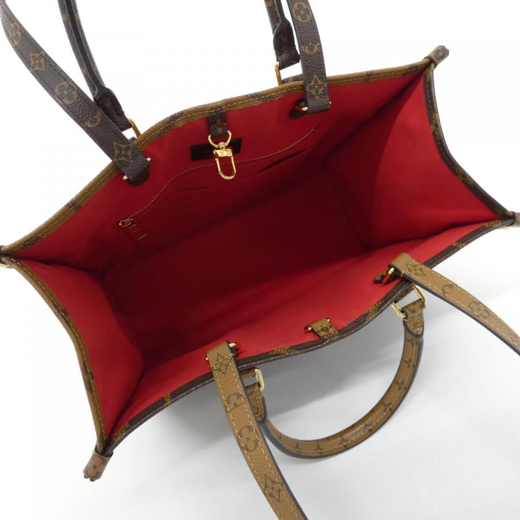 Louis Vuitton Monogram Giant On The Go MM — view 7