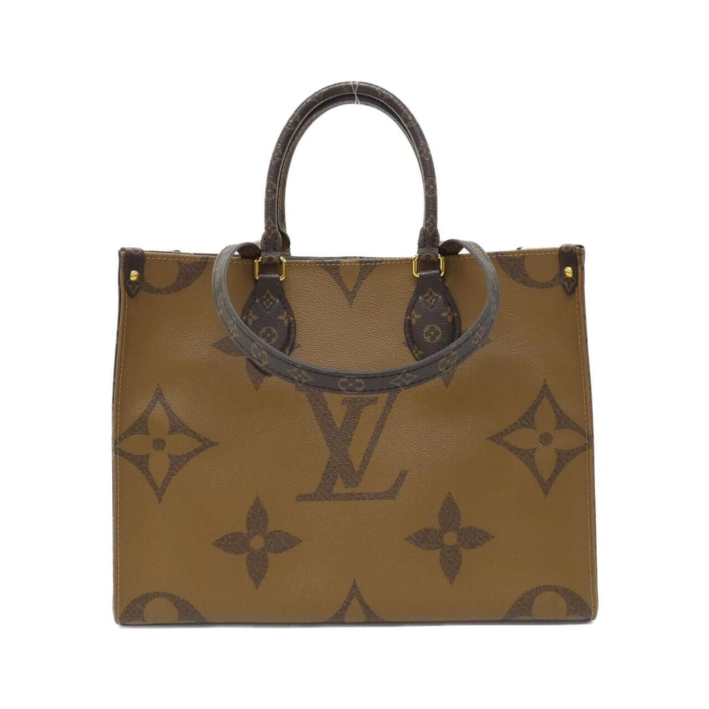 Louis Vuitton Monogram Giant On The Go MM — view 2