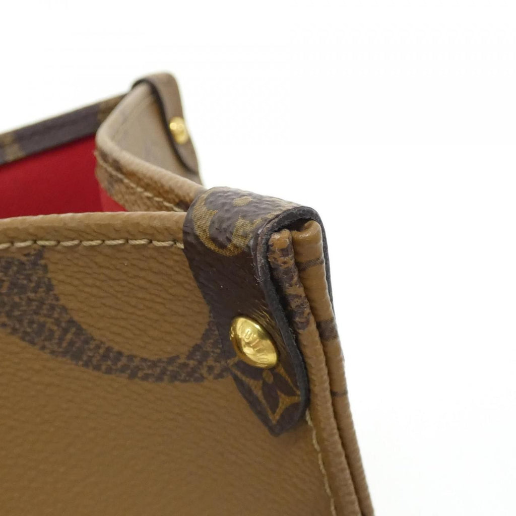 Louis Vuitton Monogram Giant On The Go MM — view 5
