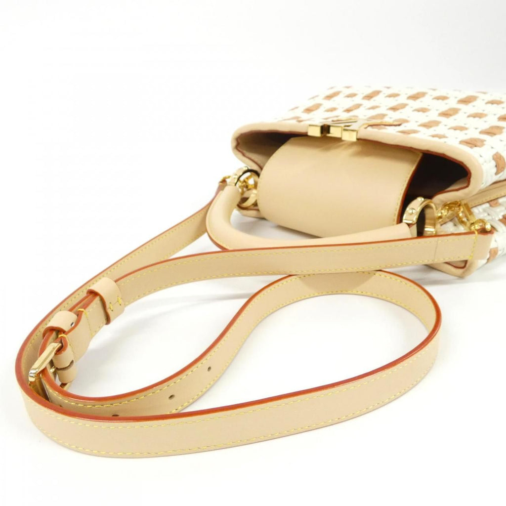 Louis Vuitton Capucines BB — view 6