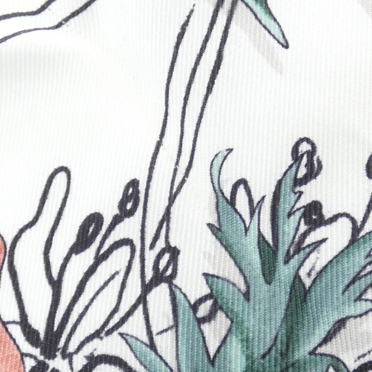 Gucci Scarf Beige — view 3