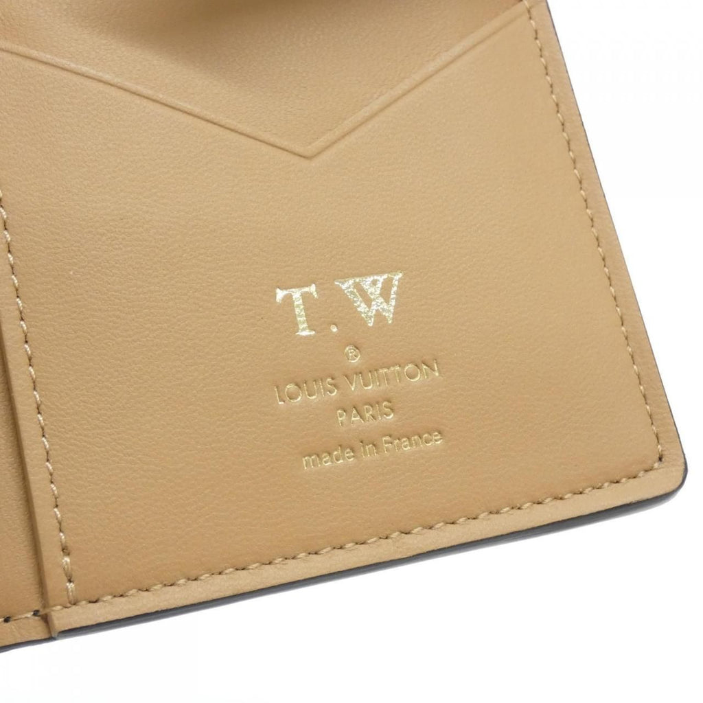 Louis Vuitton Taurillon LV Vertical Wallet — view 6