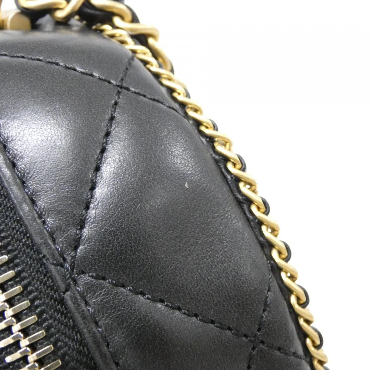 Chanel Shoulder Bag Black — view 5