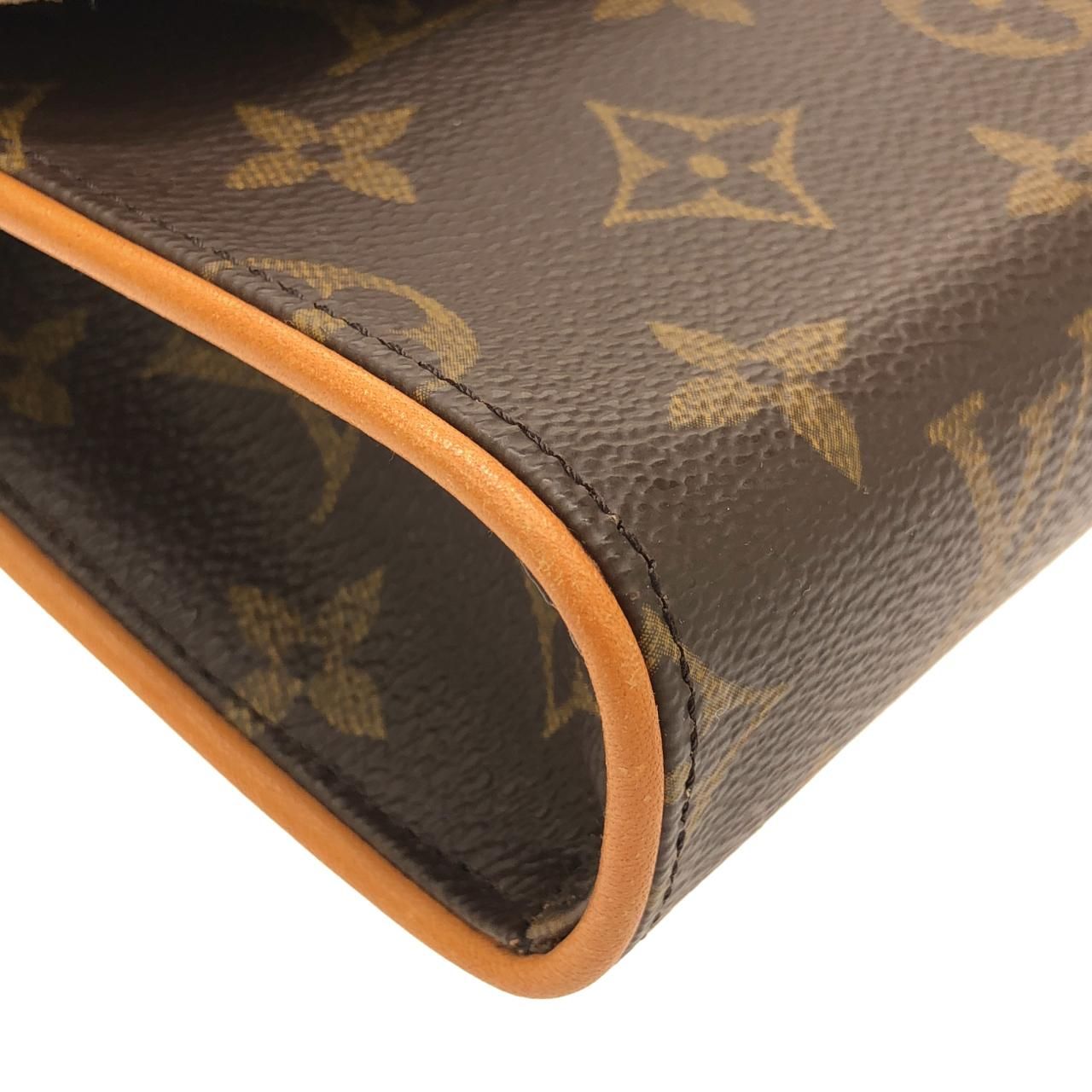 Louis Vuitton Monogram Pochette Florentine Waist — view 3