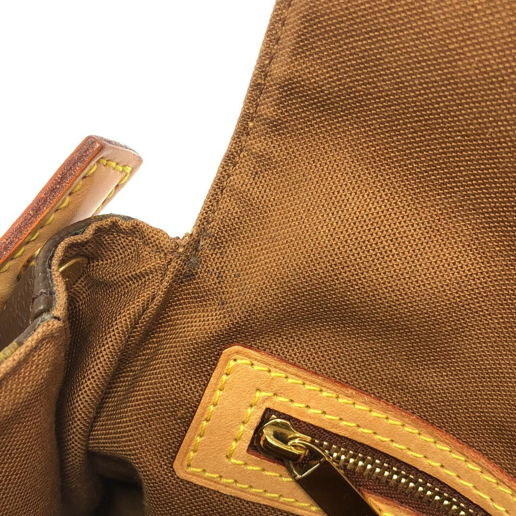 Louis Vuitton Monogram Mini Looping Shoulder — view 6