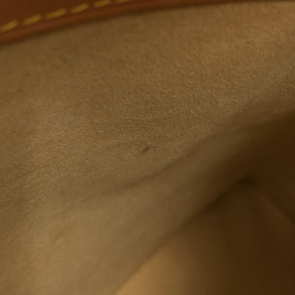 Louis Vuitton Monogram Luco — view 9