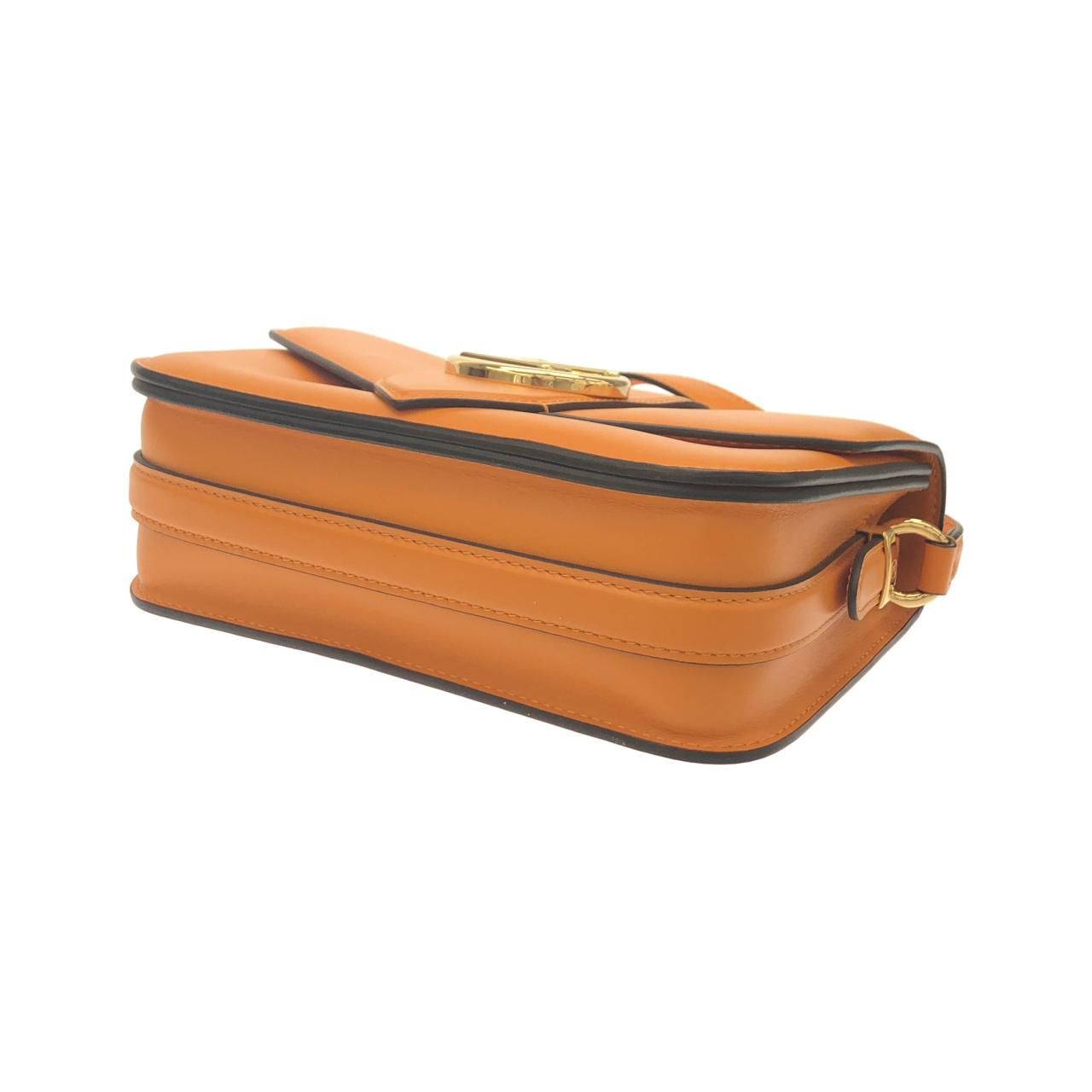 Louis Vuitton LV Pont Neuf Shoulder — view 3