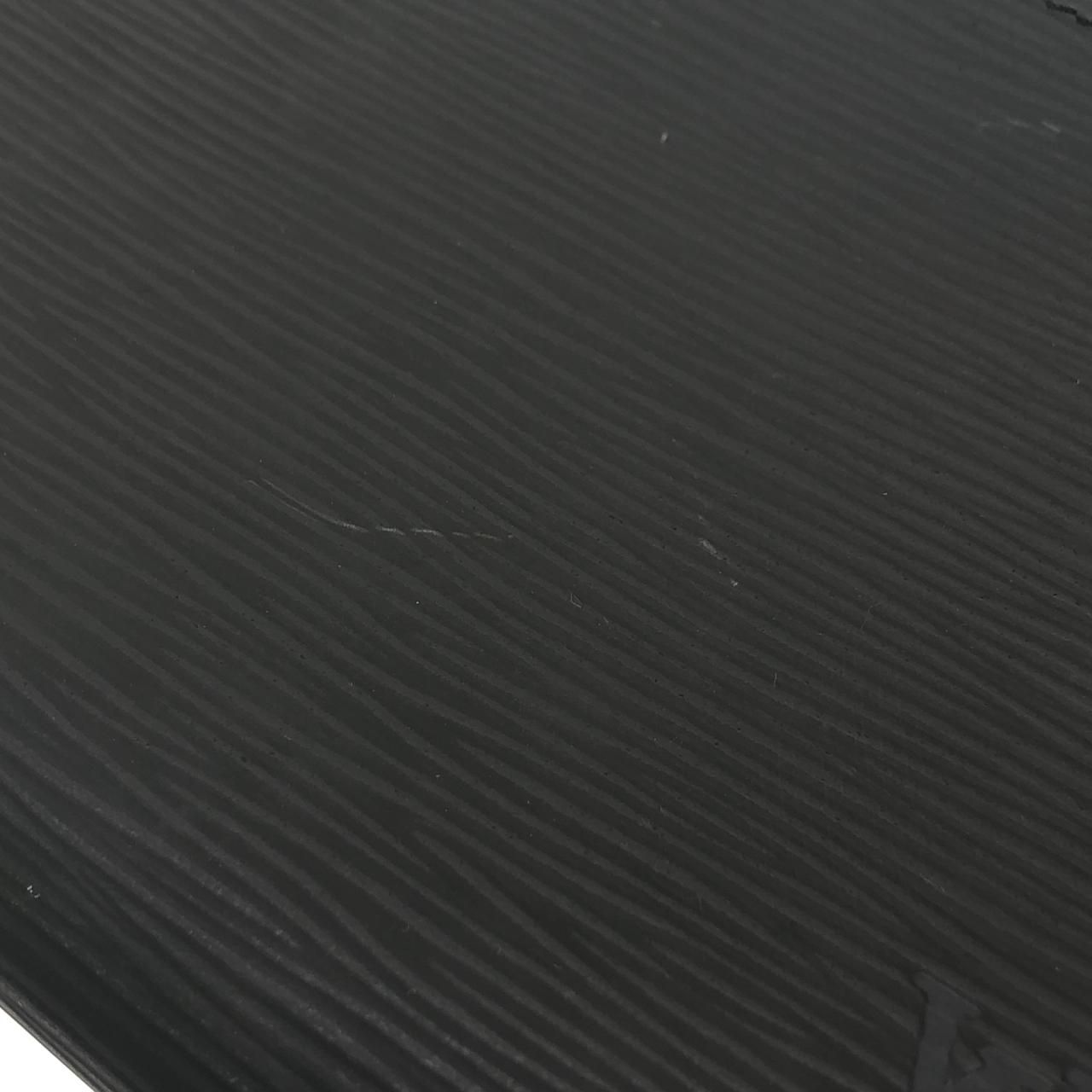 Louis Vuitton Epi Pochette 24 cm Pouch — view 4
