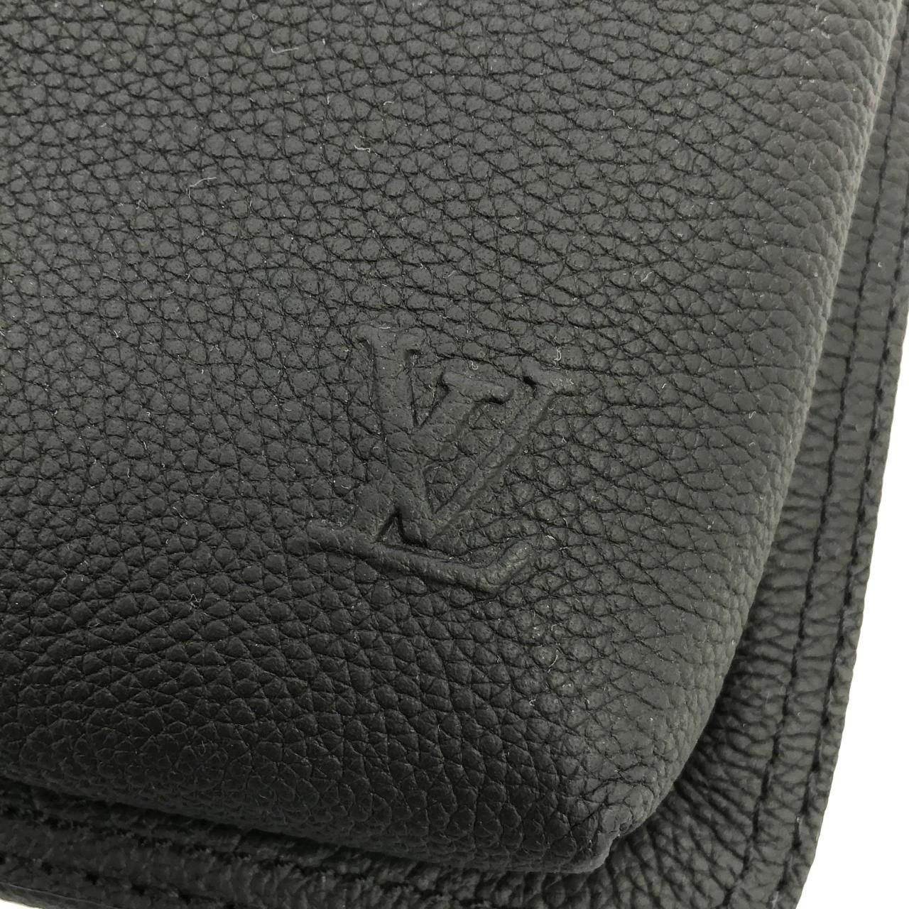 Louis Vuitton LV Aerogram Avenue Sling Bag PM — view 4