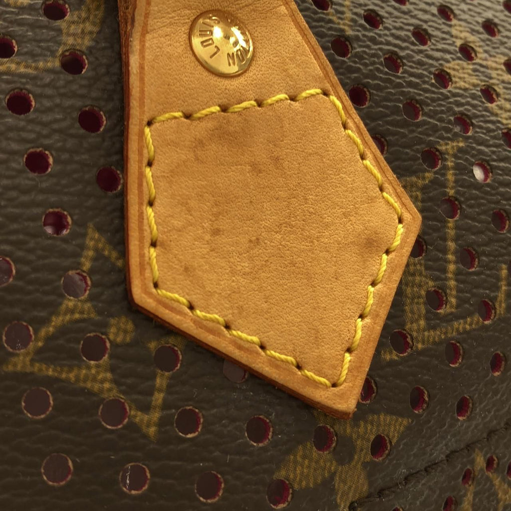 Louis Vuitton Monogram Perfo Speedy 30 cm Boston — view 5