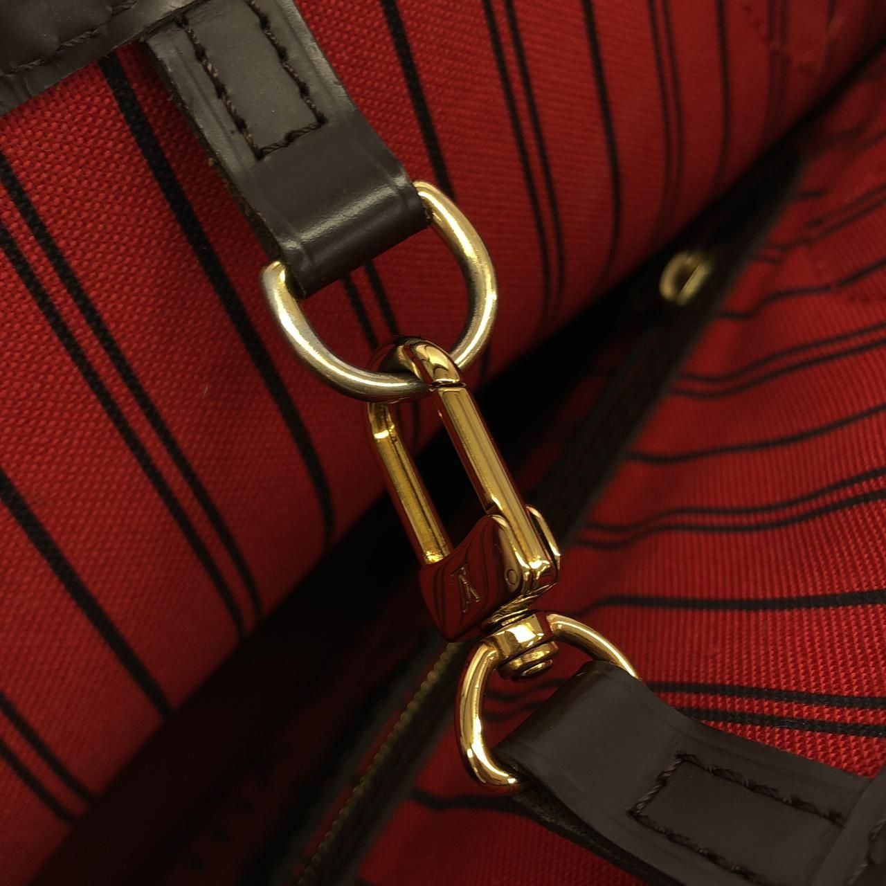 Louis Vuitton Damier Neverfull MM — view 4