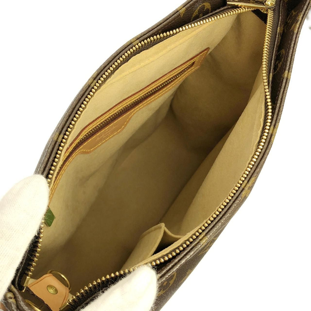Louis Vuitton Monogram Looping GM Shoulder — view 9