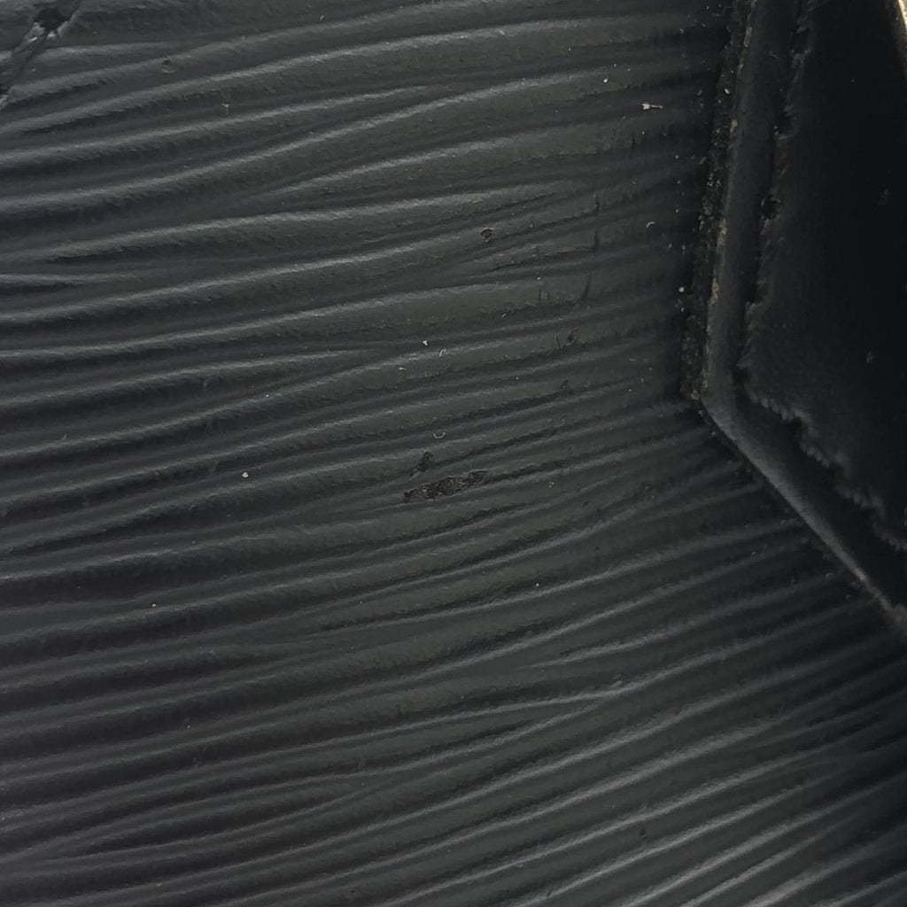 Louis Vuitton Epi Alma BB — view 4
