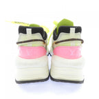 Louis Vuitton Run Sneakers — view 5