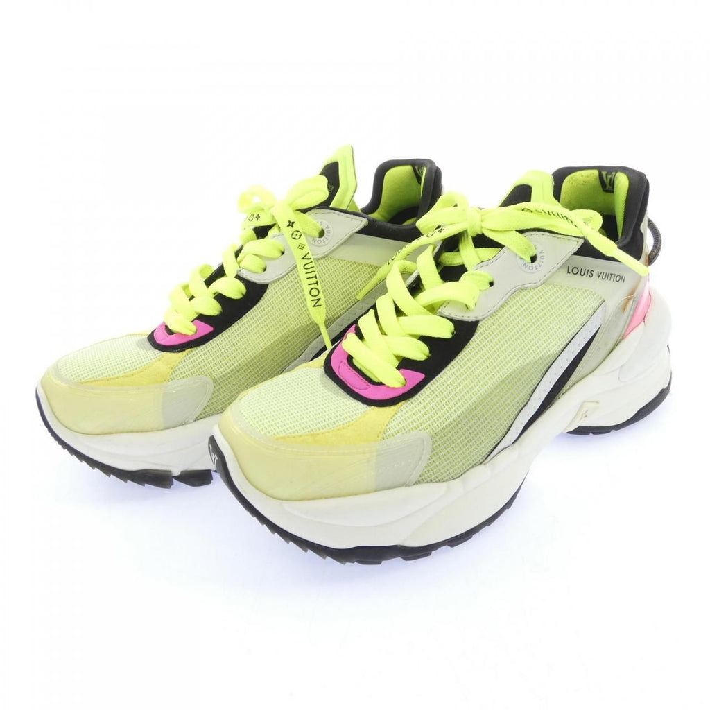 Louis Vuitton Run Sneakers — view 3