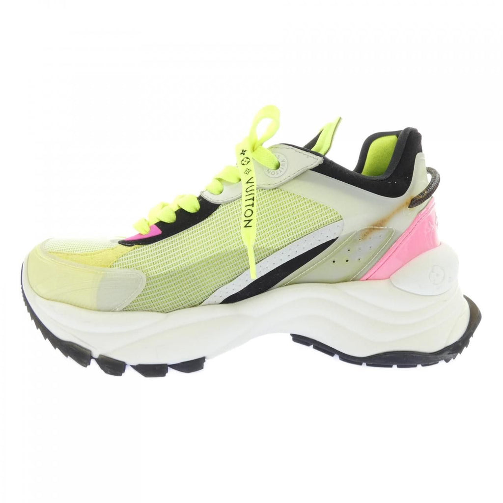 Louis Vuitton Run Sneakers — view 2