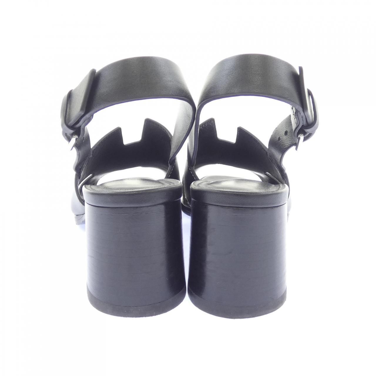 Hermes Elbe Cut Detail Sandals — view 5
