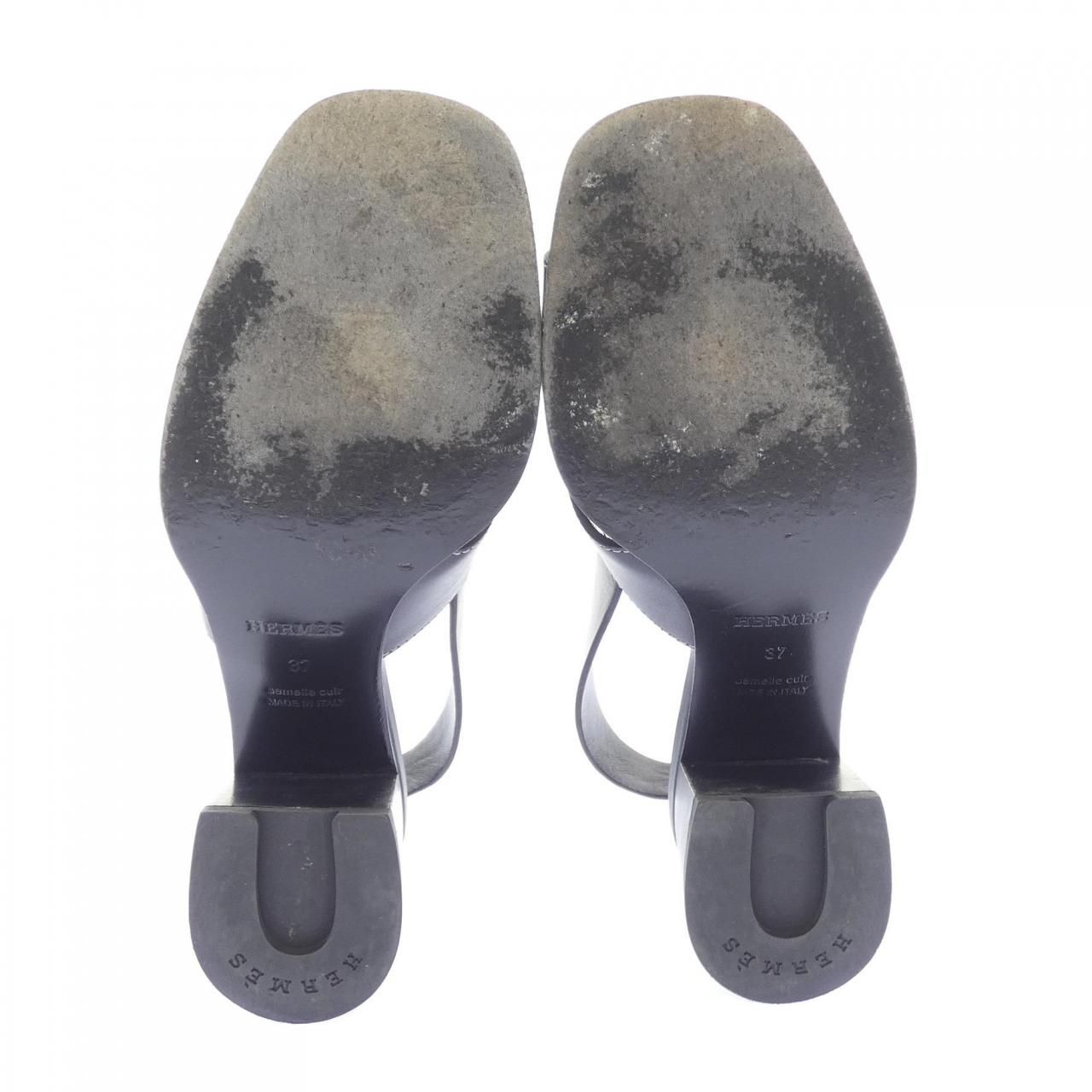 Hermes Elbe Cut Detail Sandals — view 4