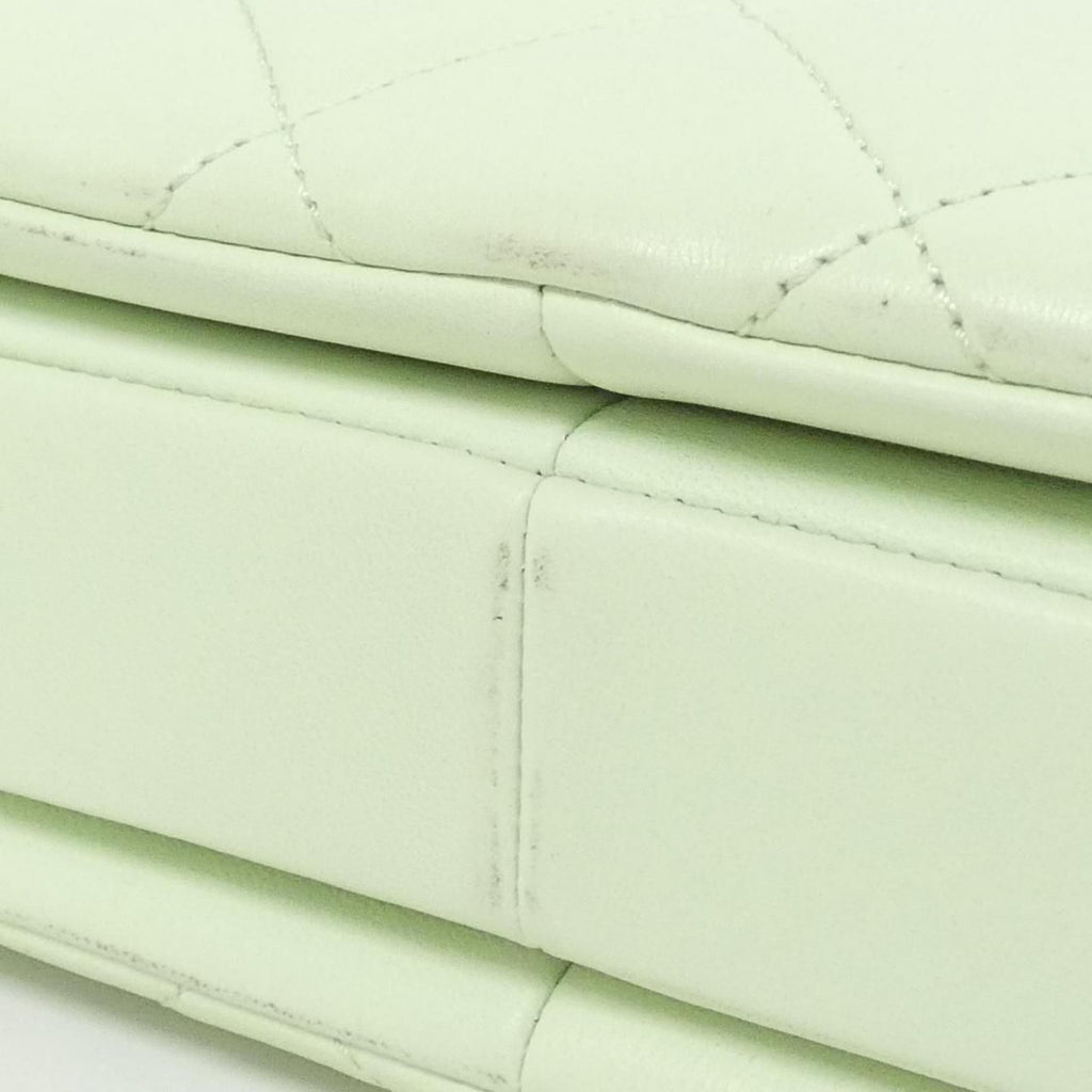Chanel Bag Handbag Green — view 4