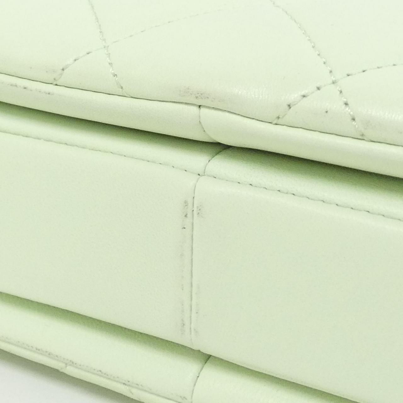 Chanel Bag Handbag Green — view 4