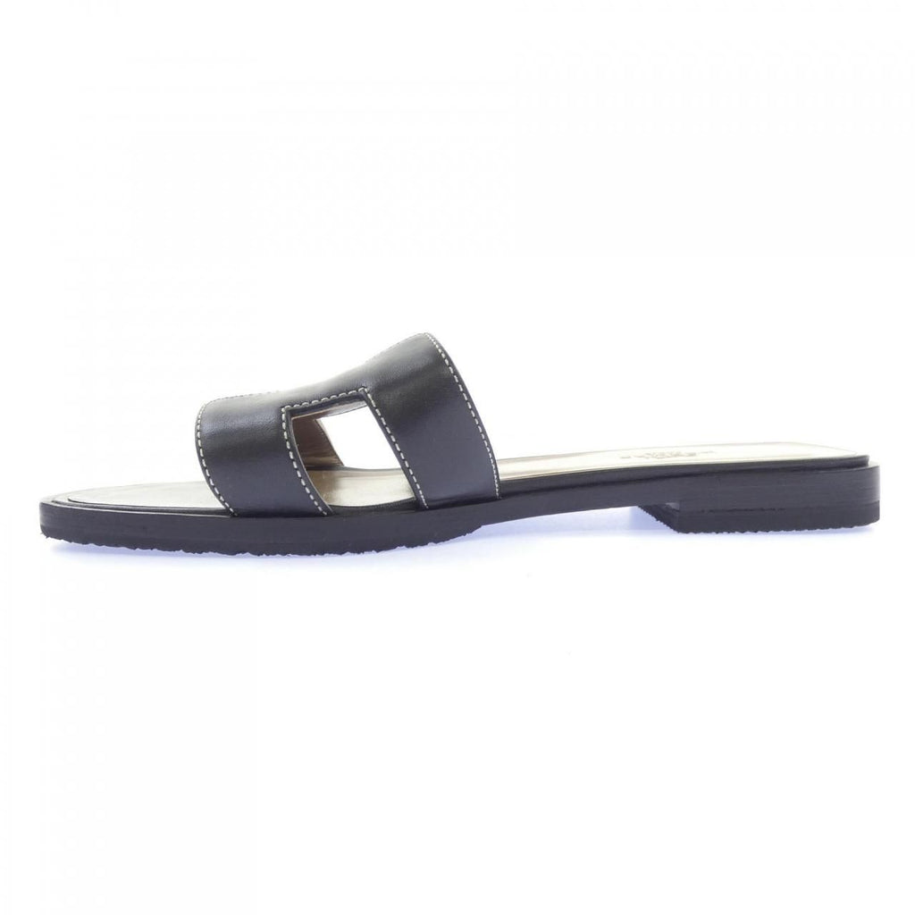 Hermes Oran Sandals Black — view 2