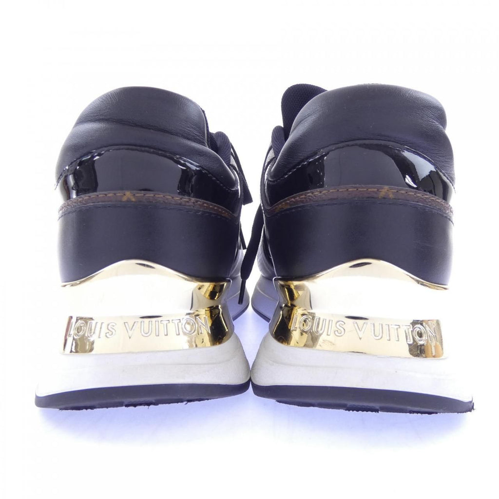 Louis Vuitton Neo Run Away Sneakers — view 5