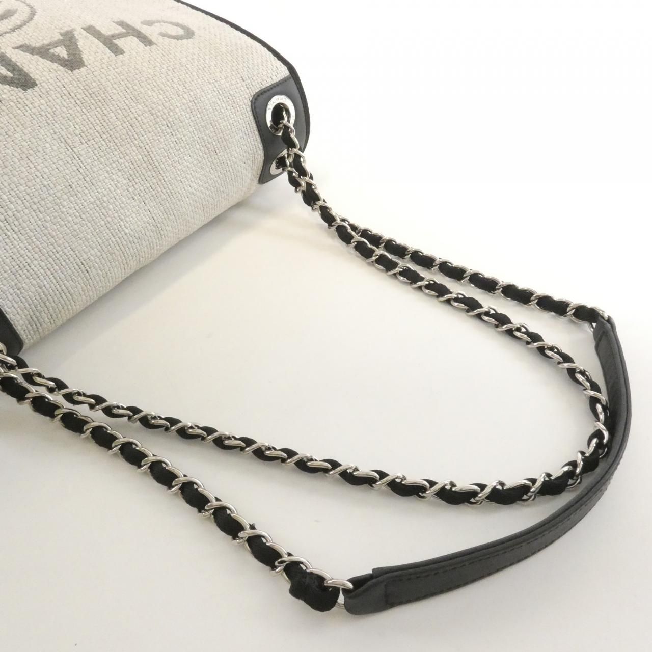 Chanel Deauville Line Shoulder — view 5