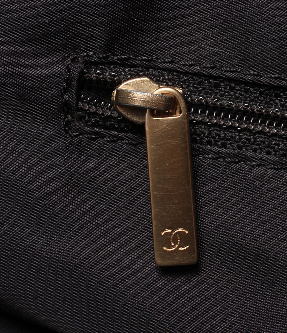 Chanel Tote New Travel MM — view 9