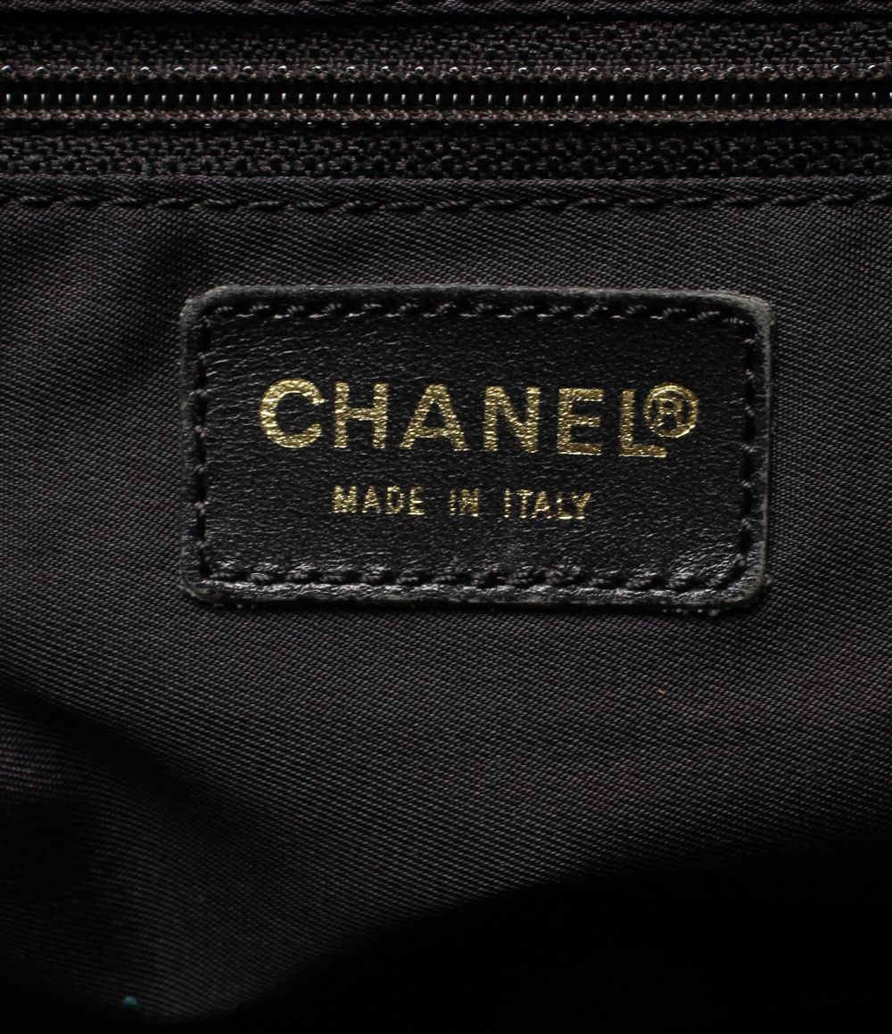Chanel Tote New Travel MM — view 6