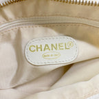 Chanel Handbag White CC Logo Wood Handle — view 9