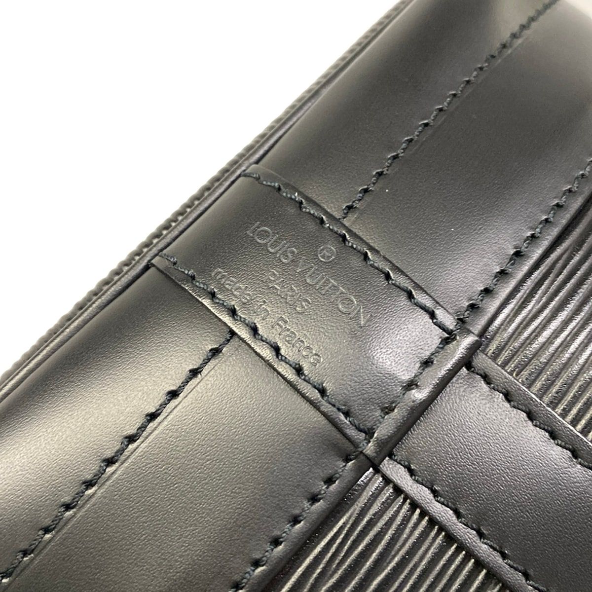 Louis Vuitton Shoulder Bag Epi Noe Noir Leather — view 8