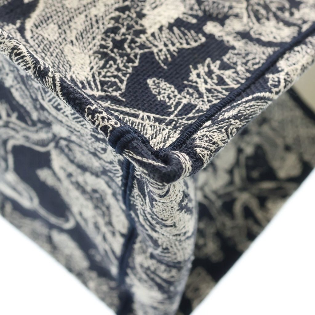 Dior Book Tote Large Toile de Jouy Reverse Embroidery Navy Jacquard — view 5