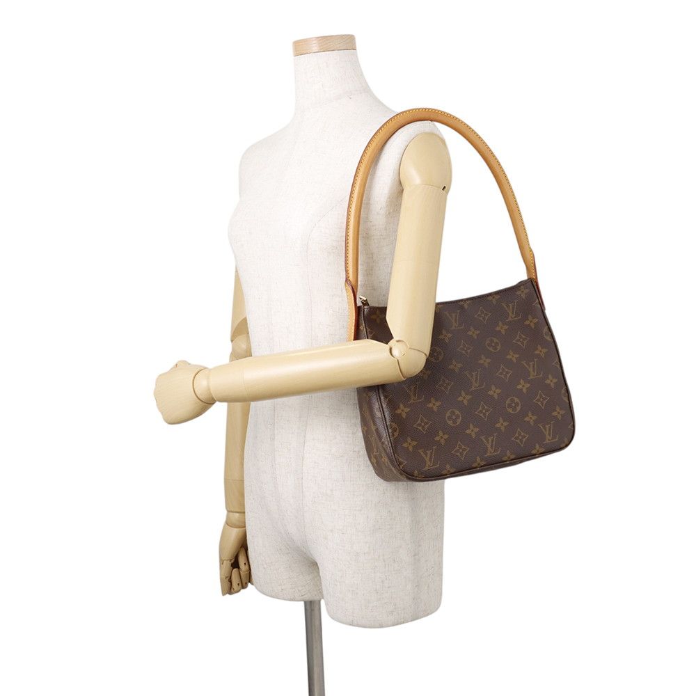 Louis Vuitton Shoulder Bag Monogram Looping MM — view 4