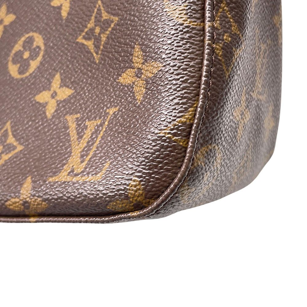 Louis Vuitton Shoulder Bag Monogram Looping MM — view 6