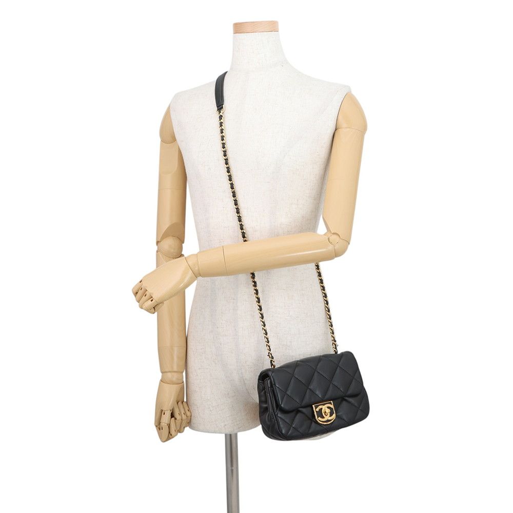Chanel Chain Shoulder Bag Quilted CC Logo Lambskin Flap Black — view 4