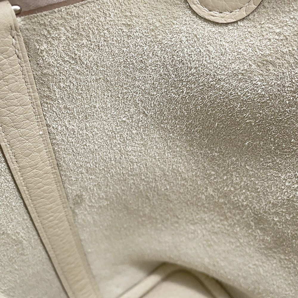 Hermes Handbag Picotin Lock PM Cles Silver Taurillon Clemence Tote — view 8
