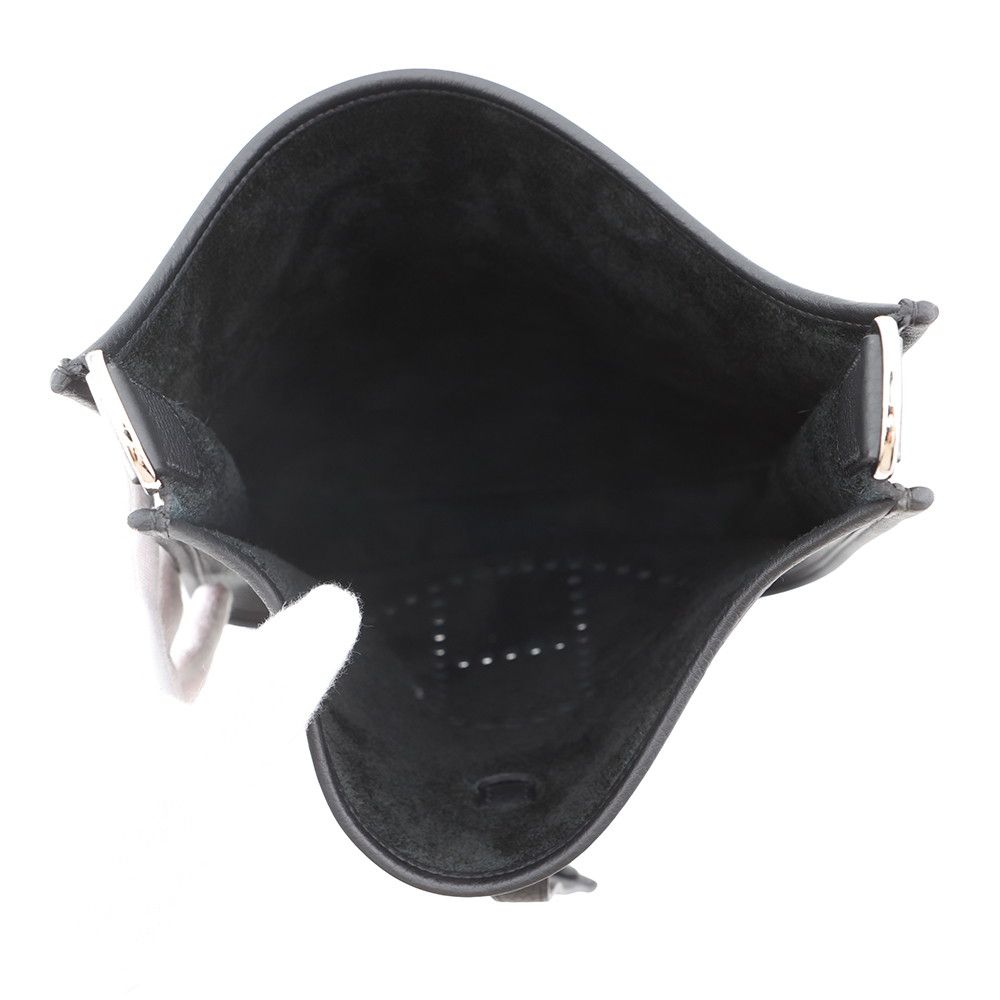 Hermes Shoulder Bag Evelyne 3 PM Black Silver Taurillon Clemence — view 5