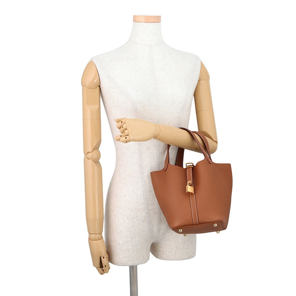 Hermes Handbag Picotin Lock PM Gold Taurillon Clemence — view 4