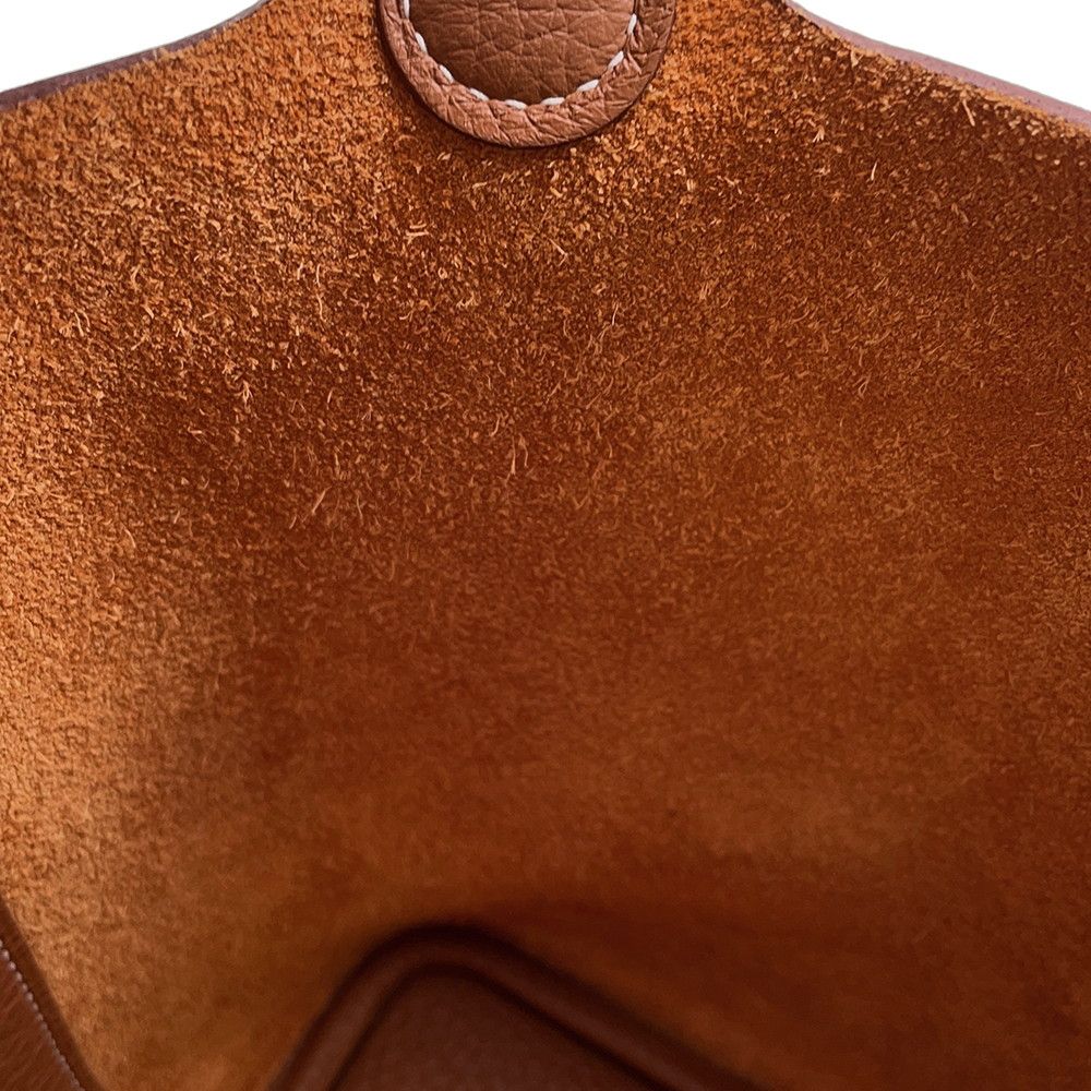 Hermes Handbag Picotin Lock PM Gold Taurillon Clemence — view 7