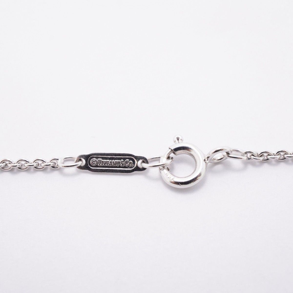 Tiffany & Co Necklace Bar Drop 18k White Gold Diamond — view 4