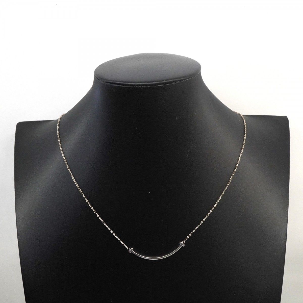Tiffany & Co Necklace T Smile Small 18k White Gold — view 6