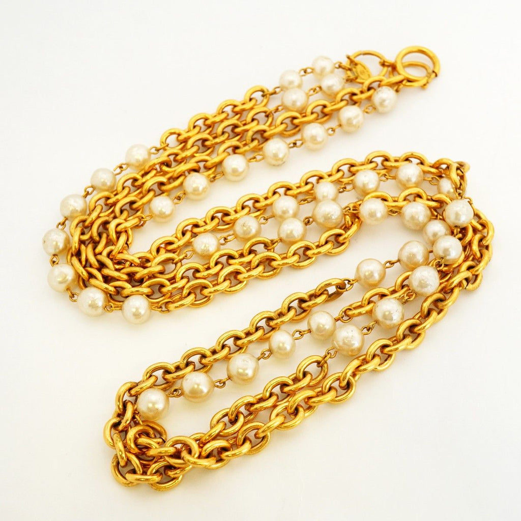 Chanel Necklace Vintage Gold Plated Faux Pearl — view 3