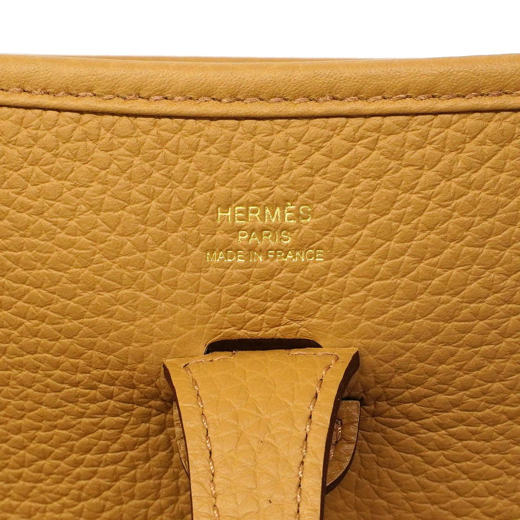 Hermes Shoulder Bag Evelyne 23 Taurillon Clemence Biscuit Gold — view 5